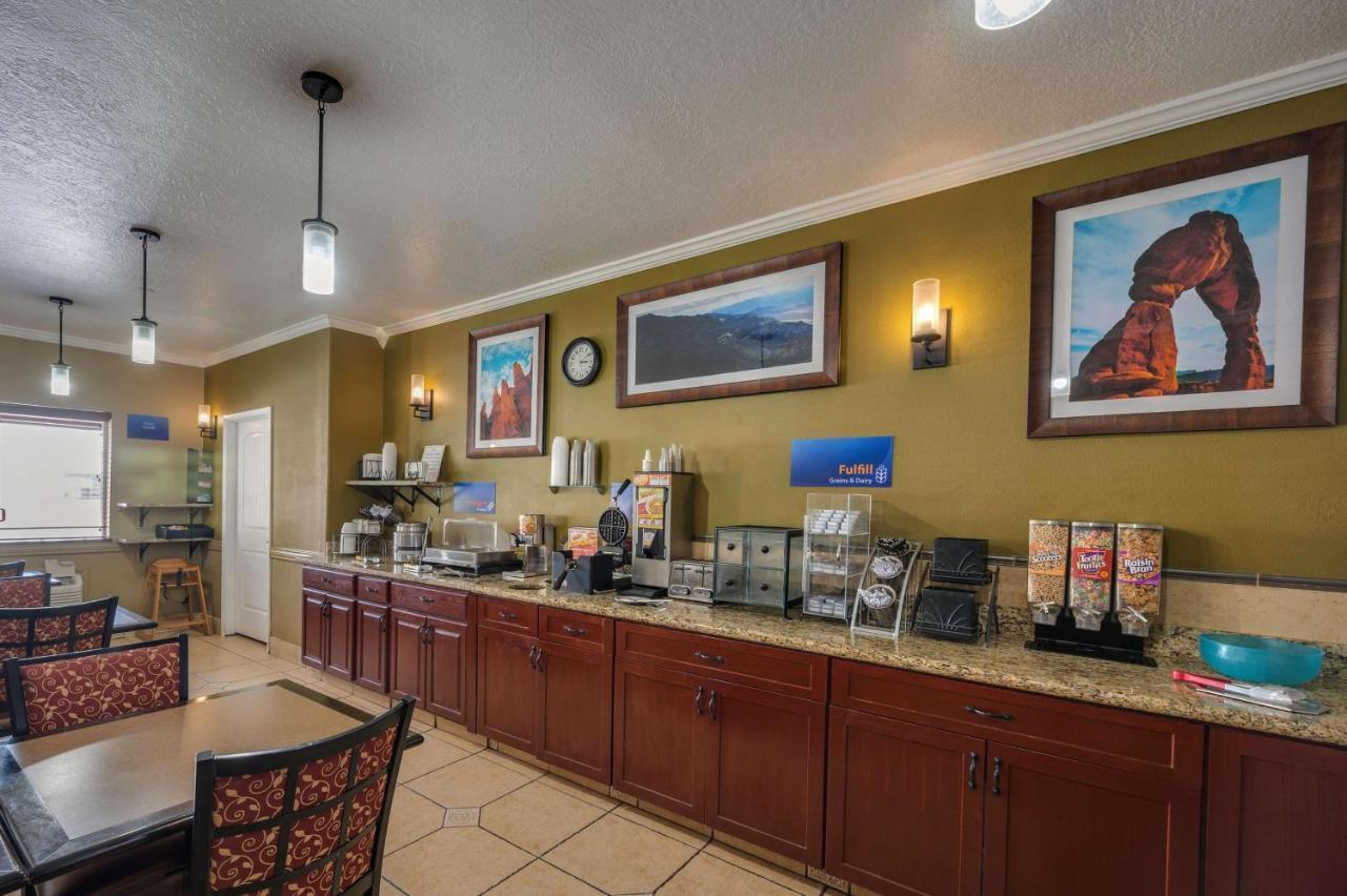 Western Hotel 3*